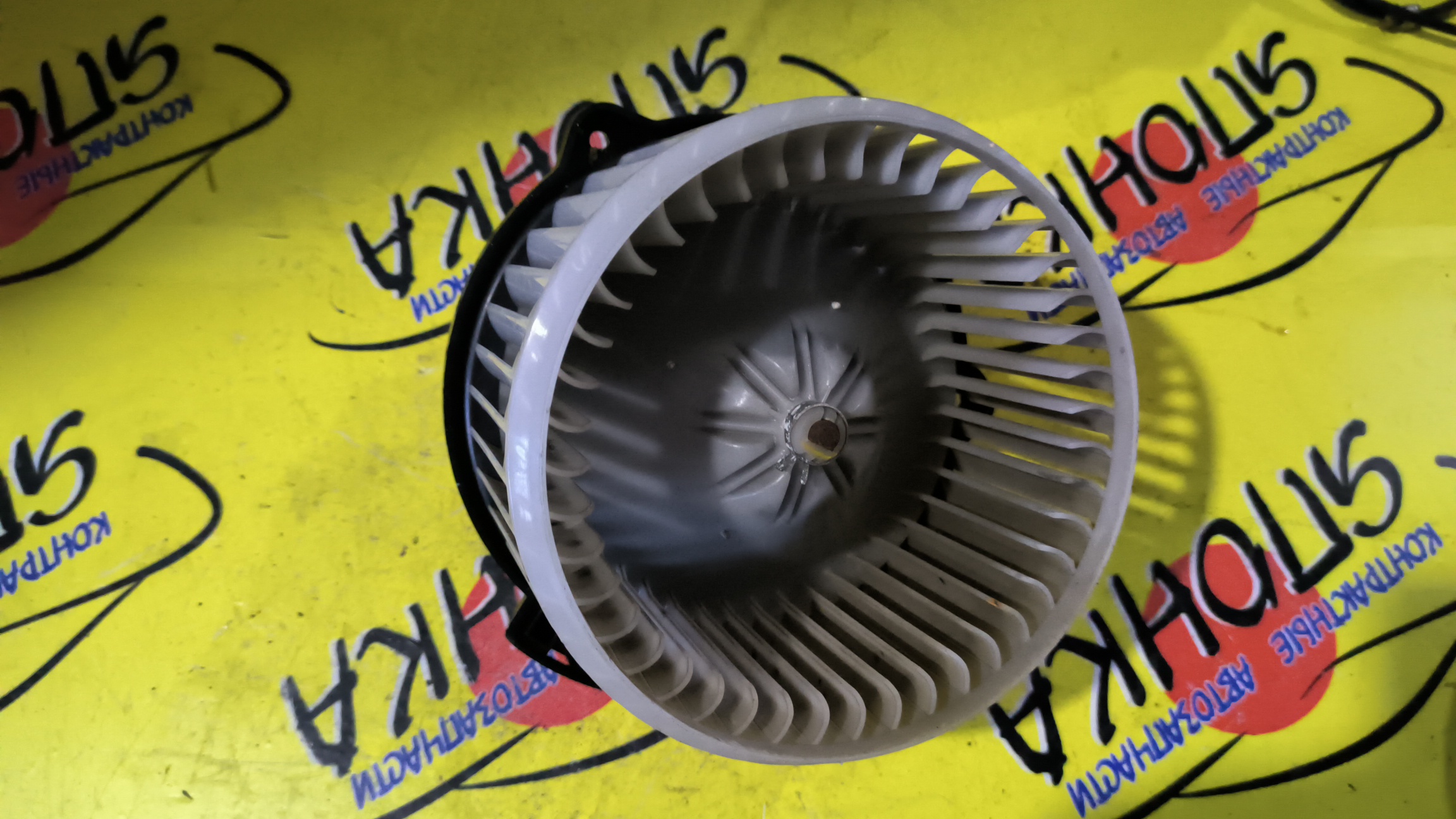 МОТОР ПЕЧКИ/TOY/AVENSIS VERSO/IPSUM/NOAH/PICNIC/VOXY/ACM20/ACM21W/ACM26W/AZR60G/AZR65G/CLM20