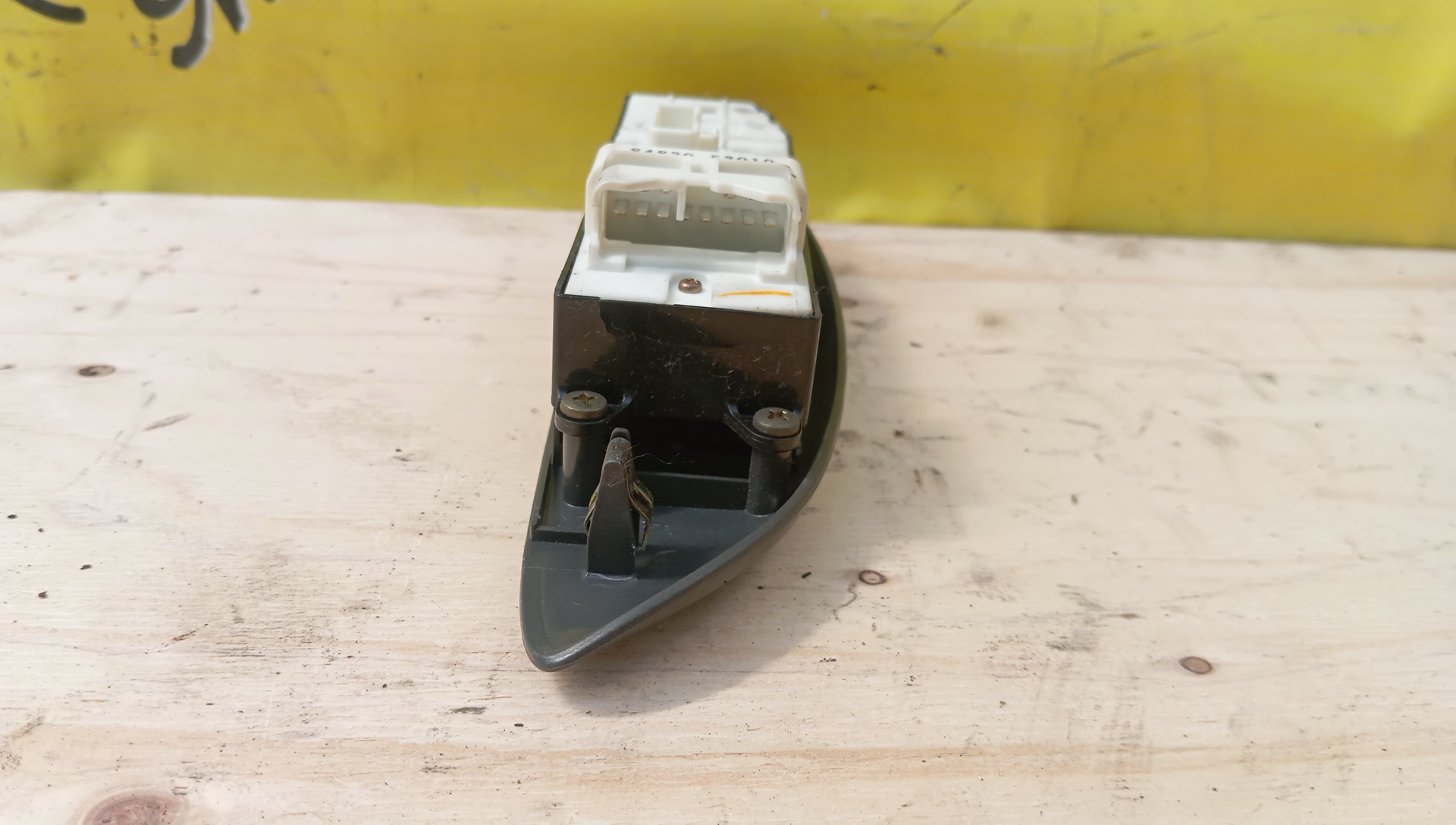 БЛОК УПРАВЛЕНИЯ С/П/TOY/ECHO/PLATZ/VITZ/NCP10/NCP12/NCP13/NCP15/NCP16/SCP10/SCP11/SCP13/8482052010/F/R