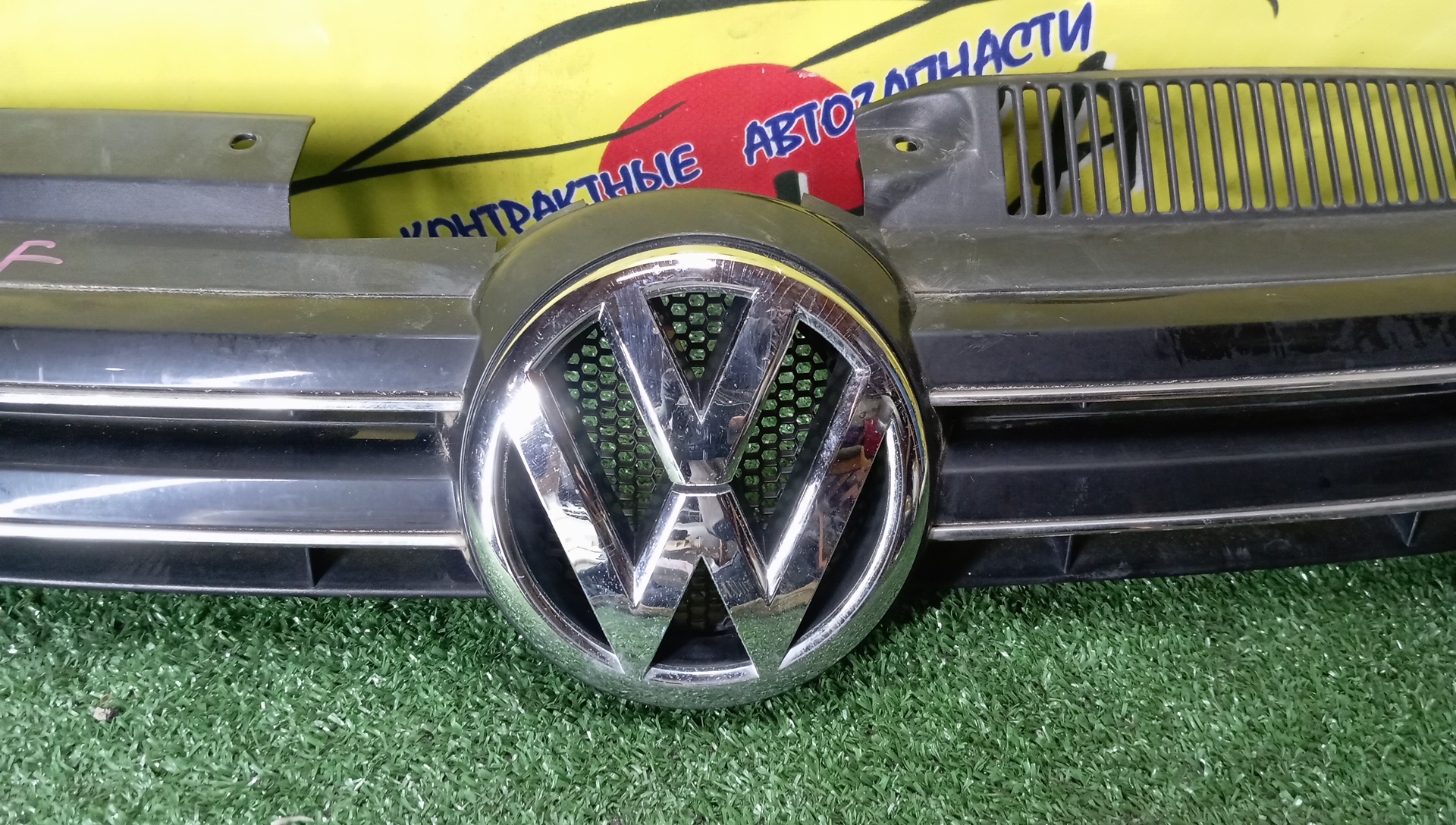 РЕШЕТКА РАДИАТОРА/VW/GOLF/5K1/1K9353651