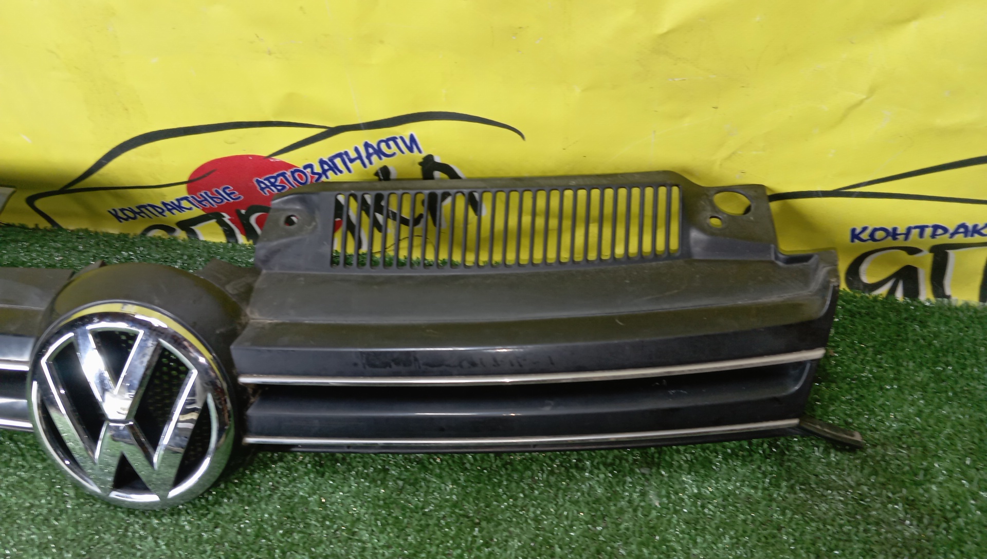 РЕШЕТКА РАДИАТОРА/VW/GOLF/5K1/1K9353651