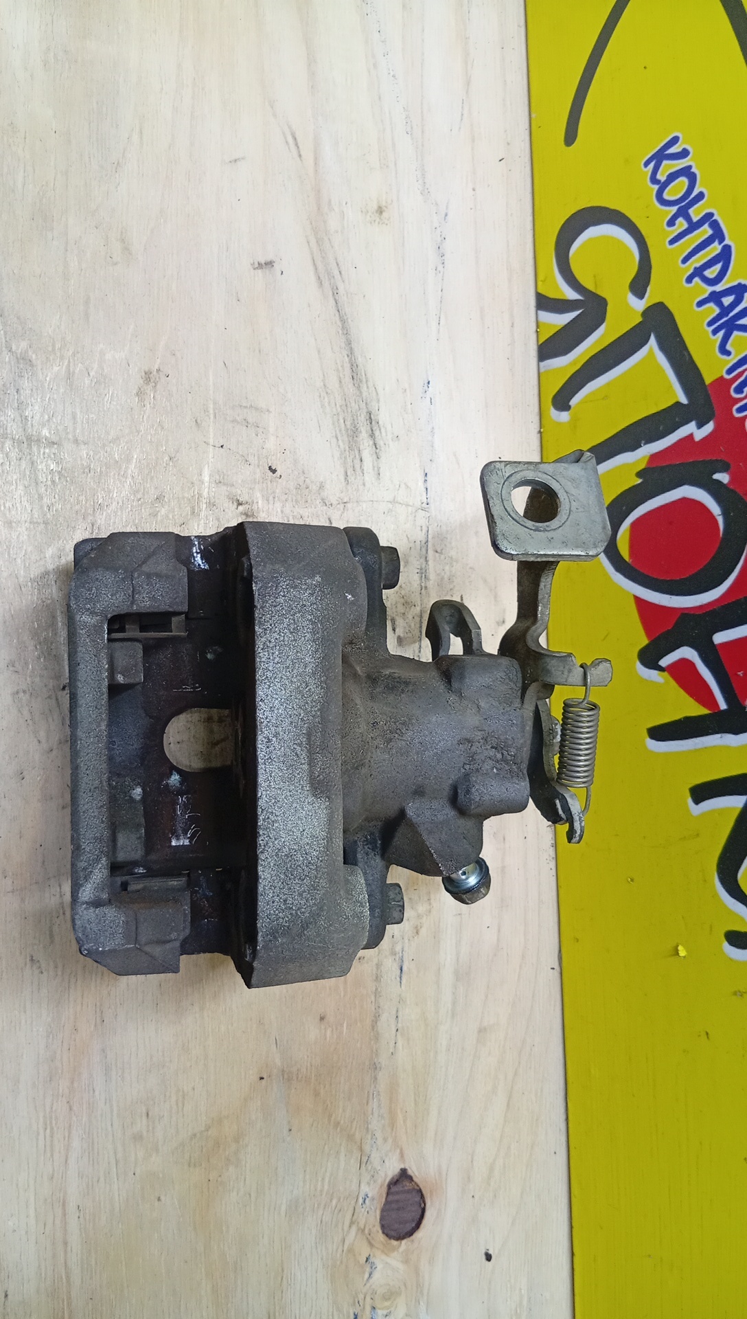 СУППОРТ/TOY/AURIS/COROLLA/COROLLA RUMION/PRIUS/NZE151H/NZE151N/ZRE151/ZRE152H/ZVW30/ZZE150/2WD/B/L