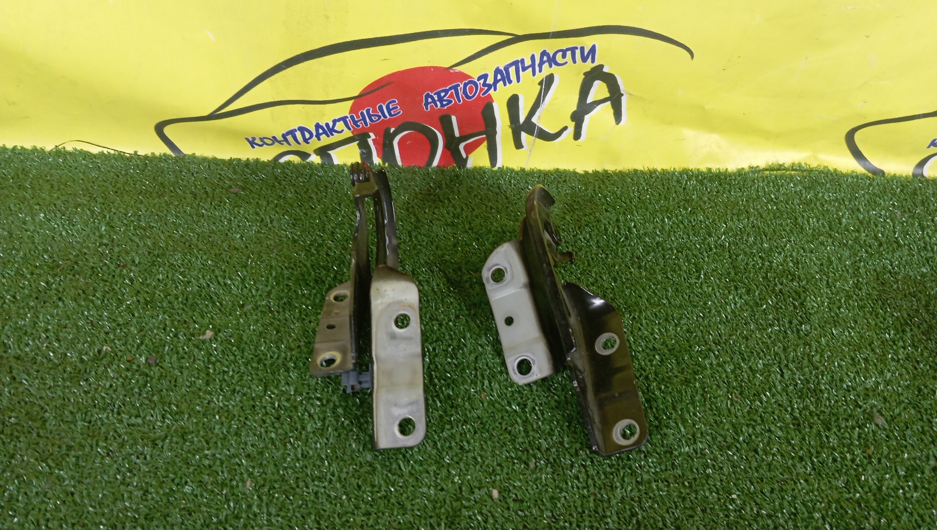 ПЕТЛЯ КАПОТА/MMC/OUTLANDER/RVR/ASX/CW5W/GA3W/CW6W/GA2W/GA5W/GA6W/GA7W/GA8W/CW4W/CW8W/GF3W/GF4W/GF6W/GF6V/GF7W/GG2W/КОМПЛЕКТ/MN175241/MN175242