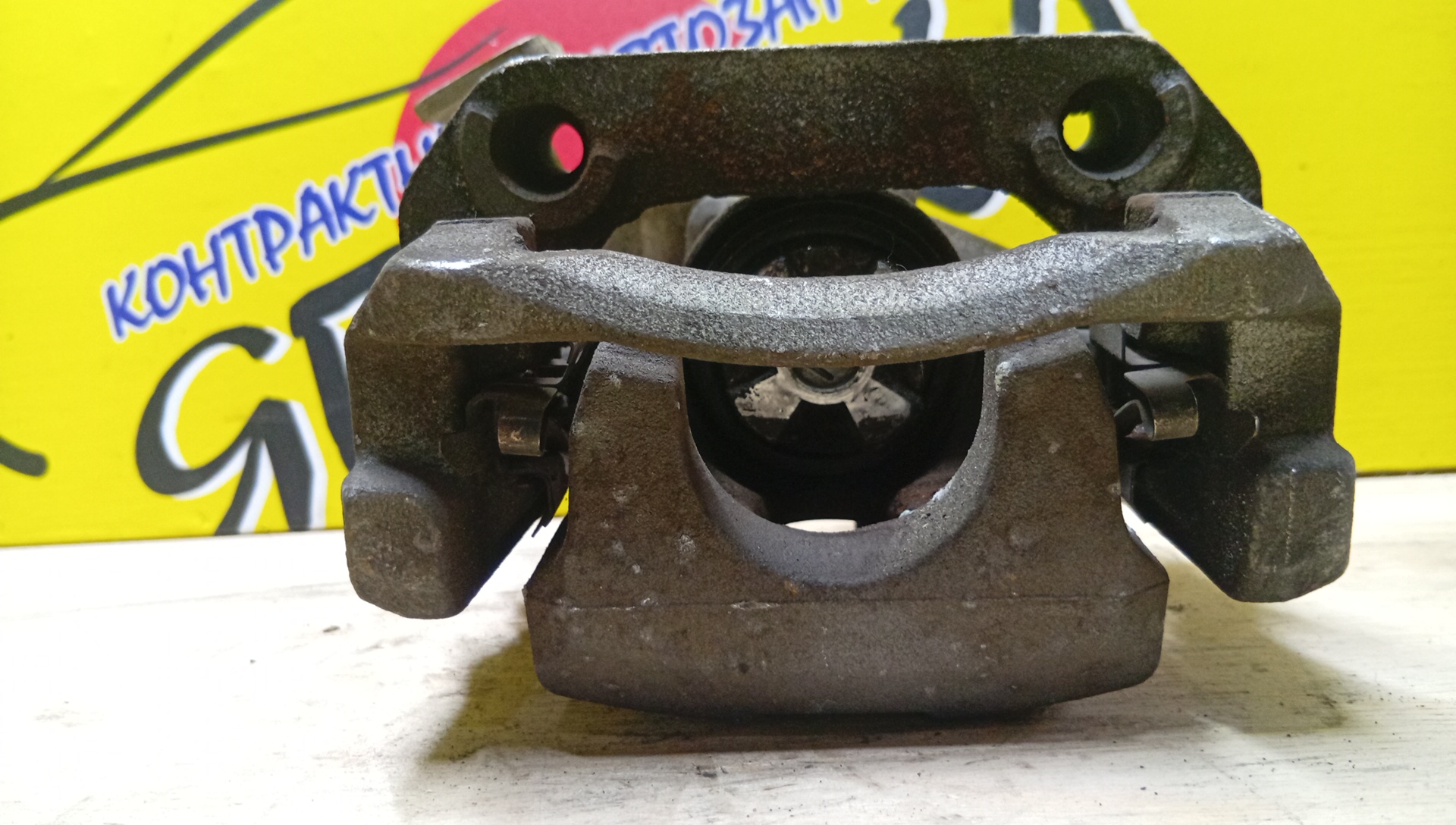СУППОРТ/TOY/AURIS/COROLLA/COROLLA RUMION/PRIUS/NZE151H/NZE151N/ZRE151/ZRE152H/ZVW30/ZZE150/2WD/B/L