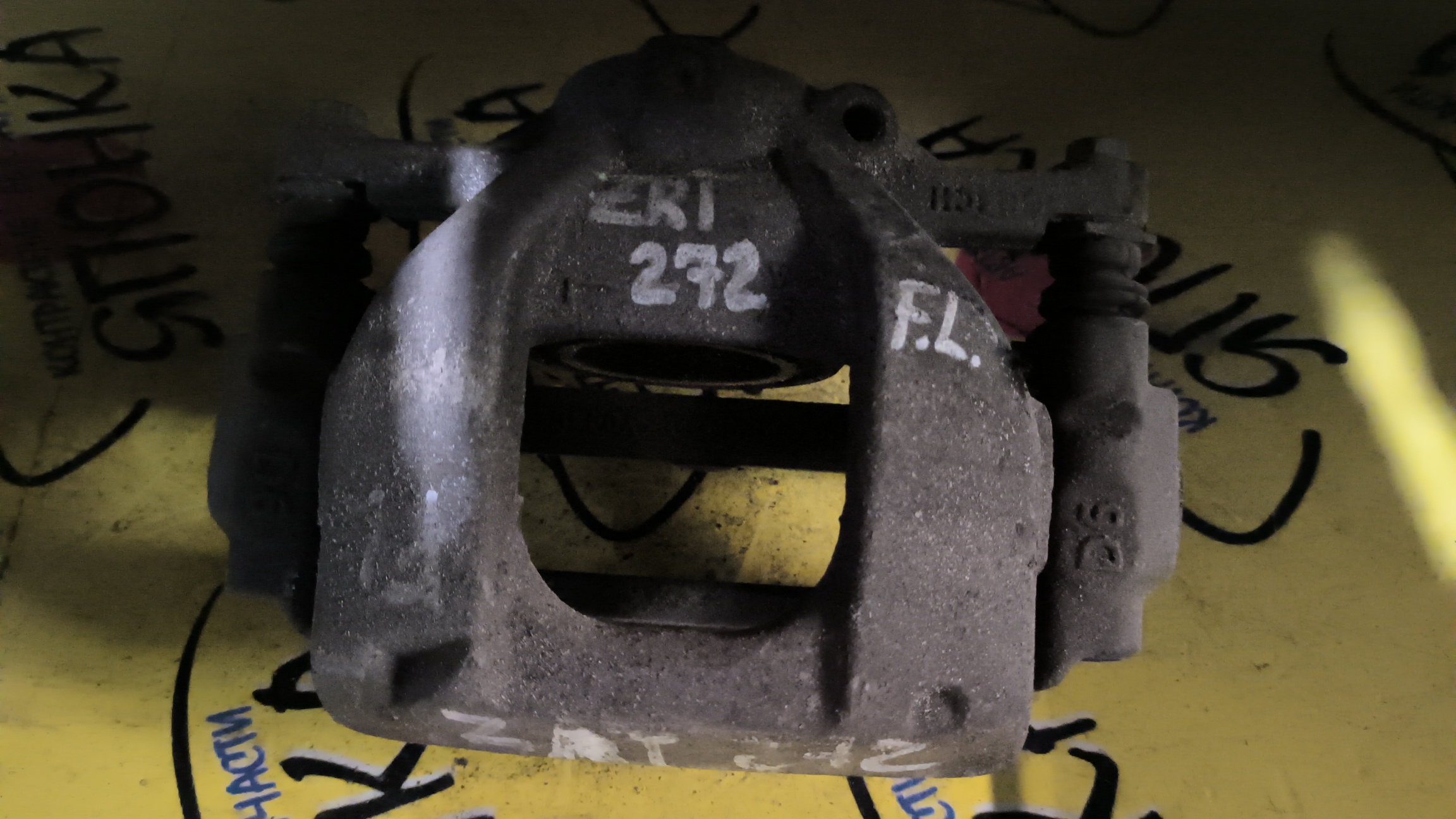 СУППОРТ/TOY/AVENSIS/ADT270/WWT270/ZRT270/ZRT271/ZRT272/AZT270/ПОД ДИСК 295ММ/F/L